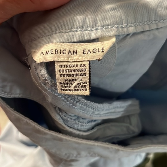 Light blue cheer style pleated miniskirt with back zip and button - Picture 6 of 7